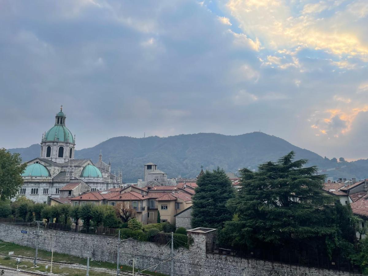 شقة كومو  في Ca' Del Duomo المظهر الخارجي الصورة